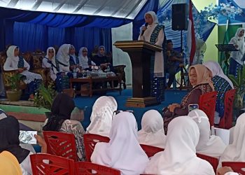 Yasti Hadiri Pelantikan Pengurus BKMT Minahasa Tenggara