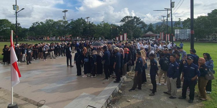 Ratusan Penyelenggara Pemilu Berkumpul di Lapangan Kembar Boroko, Kenapa ?