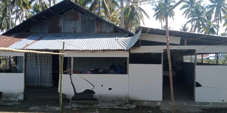 Pembangunan Gereja Agape di Desa Batulintik di Protes Warga