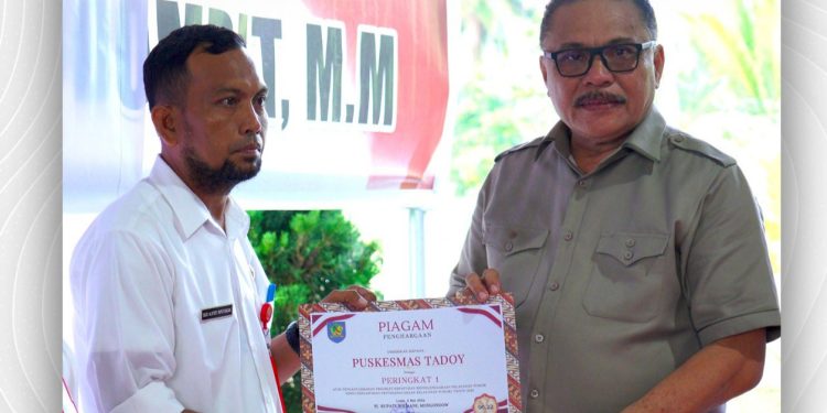 Puskesmas Tadoy Kecamatan Bolaang Timur Predikat Terbaik Penilaian Ombudsman Skala Nasional