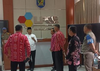 Perdana Masuk Kantor Penjabat Bupati Sidak Kantor Sekretariat Daerah 