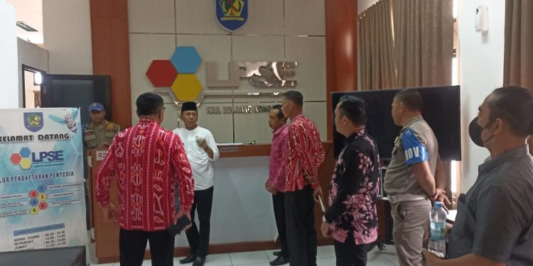 Perdana Masuk Kantor Penjabat Bupati Sidak Kantor Sekretariat Daerah