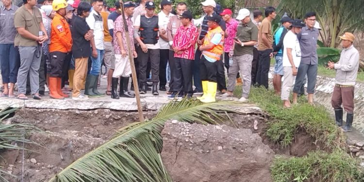 311 Rumah Warga Terdampak Banjir, Jalan Penghubung Doloduo-Makaruo Putus