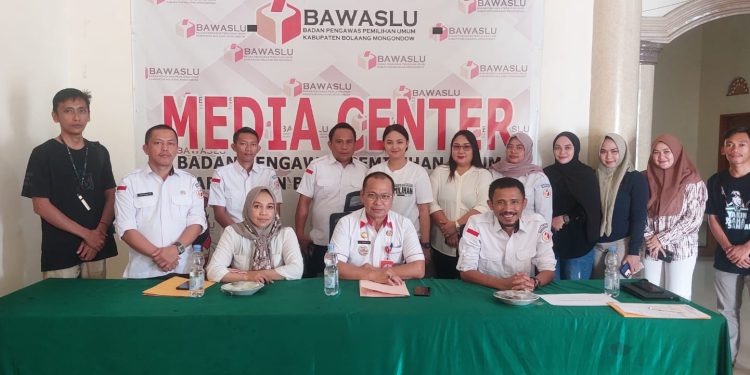Rapat Implementasi Reformasi Birokrasi Bawaslu Bolmong