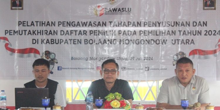 Bawaslu Bolmut Perintahkan Panwascam Awasi Pemuktahiran Data Pemilih Pilkada Serentak