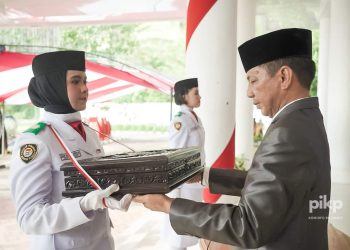 Duplikat Bendera Merah Putih Siap Dikibarkan Dalam Peringatan Hari Kemerdekaan ke-79 