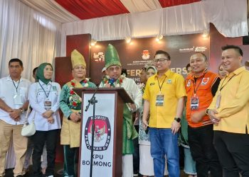 Paslon Yusra Alhabsi-Dony Lumenta Resmi Mendaftar di KPU