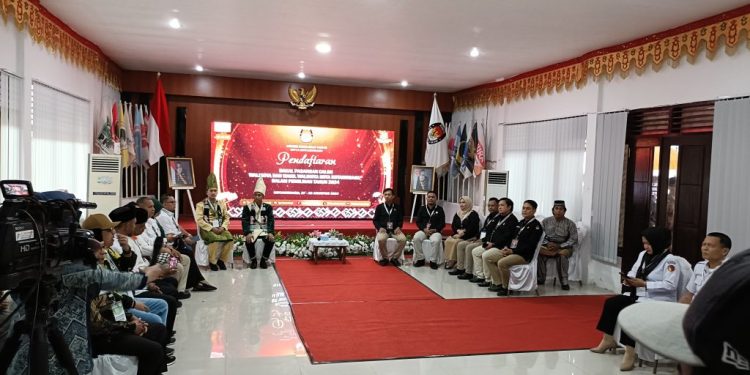 KPU Kotamobagu Terima Pendaftaran Paslon Wenny-Rendi