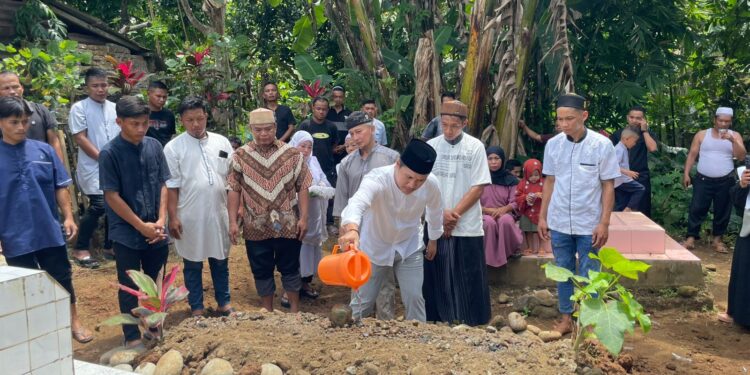 Rendi Mangkat Ucapkan Belasungkawa Mendalam untuk Ahli Duka 