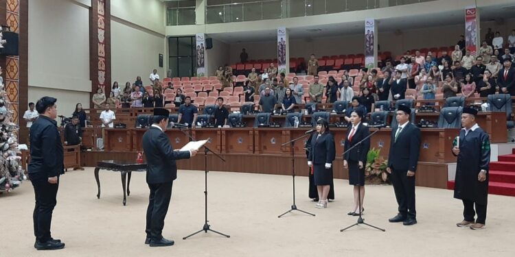 Muliadi Paputungan Resmi Dilantik Anggota DPRD Provinsi Sulawesi 