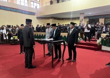 Wakili Gubernur YSK, Tahlis Saksikan Serah Terima Jabatan Bupati Bolmong