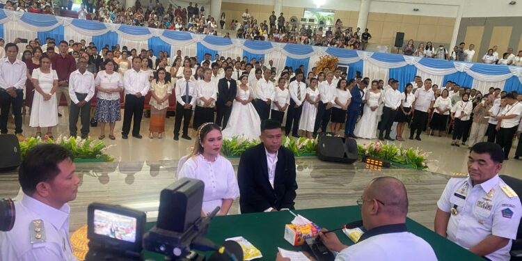 Dony Lumenta Hadir Saksikan 4 Pasutri Utusan Bolmong Nikah Masal se-Sulut
