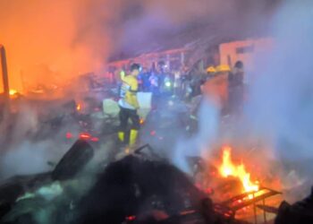 Kobaran Api Pasar Lolak Lalap 15 Kios dan 20 Lapak Pedagang