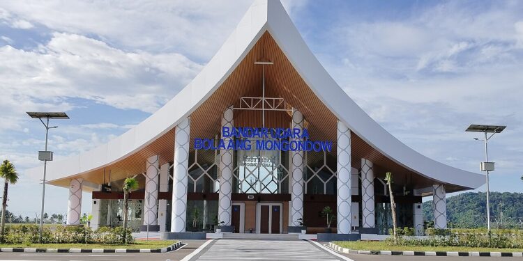 Bandara Lolak Jamin Penerbangan Paling Aman