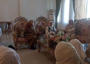 Ketua TP-PKK Kabupaten Kalsum Al-Habsyi Terima Kunjungan BKMT