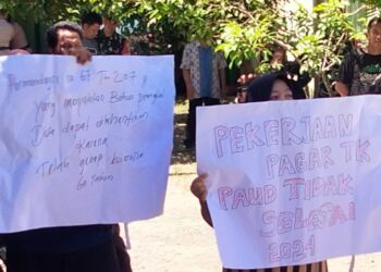 Masyarakat Kepung Kantor Desa Sangkub I, Ini Yang Jadi Tuntutan