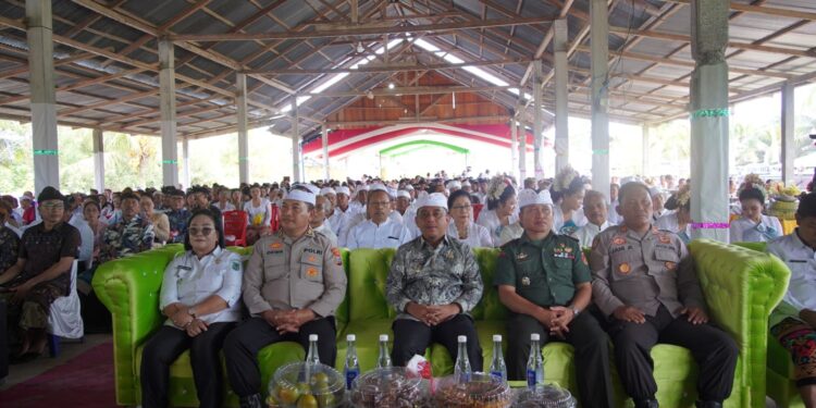 Wujudkan Toleransi, Bupati Yusra Al-Habsyi Rayakan Dharma Santi Bersama Umat Hindu