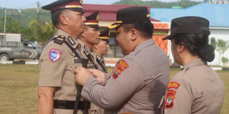 Kasatlantas Dan Kasi Humas Polres Boltara Resmi Berpindah Tugas
