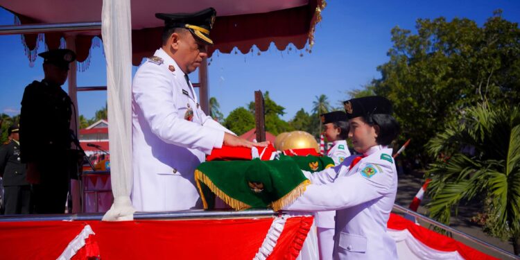 Merah Putih Dikibarkan, Peringatan HUT RI ke 80 di Kota Lolak