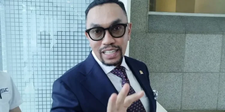 Surya Paloh Nonaktifkan Ahmad Sahroni Dan Nafas Urbach Dari Fraksi Nasdem DPR 