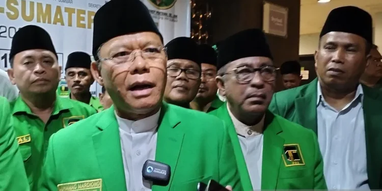 Mardiono Pimpin PPP Usai Terpilih Secara Aklamasi
