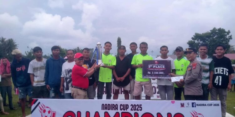 Komitmen PDI Perjuangan Boltara Majukan Olahraga Usai Hadir di Turnamen Piala Nadira Pinogaluman 