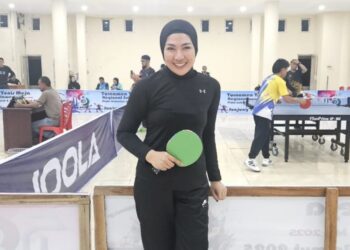 Widiastuty Posangi Pertahankan Gelar Turnamen Meja Pingpong Piala Bupati Boltara 