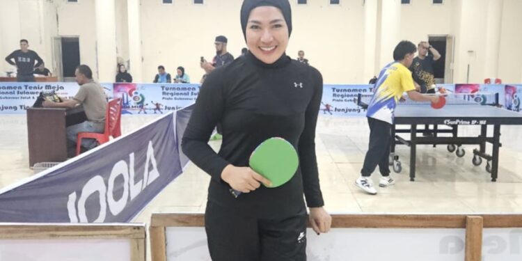 Widiastuty Posangi Pertahankan Gelar Turnamen Meja Pingpong Piala Bupati Boltara