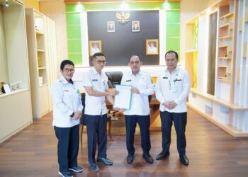 Isnaidin Mamonto Jabat Plt Kadis PMD