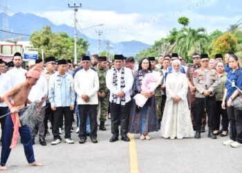 Safari Ramadan di Boltim: Gubernur Sulut Salurkan Berbagai Bantuan dan Dorong 25 WPR untuk Pertumbuhan Ekonomi Daerah ✨📈